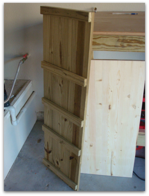 raw-bookshelf-side-panel raw-bookshelf-side-panel