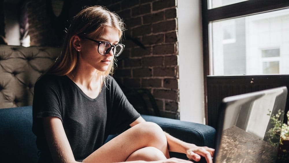 How to Make Extra Money With Your Own Online Store | PT Money